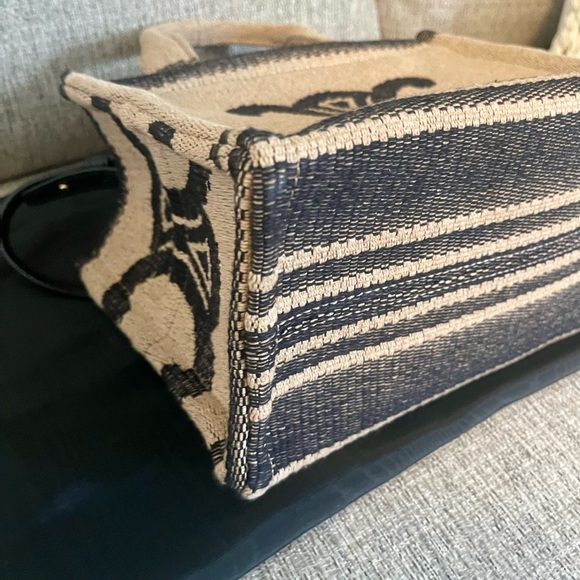 ~SOLD~Like Newđź’—Celine Small Cabas Thais Textile with Triomphe Logo-seasonal - Picture 5 of 12